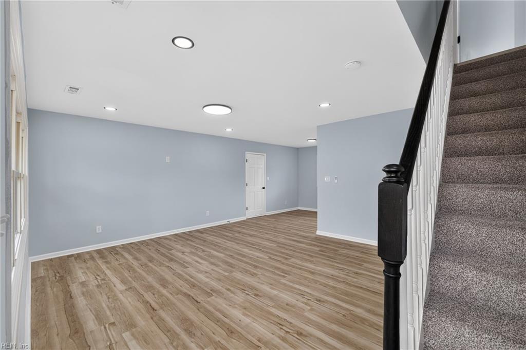 2204 Ardmore Ave Ave Property Photo 9