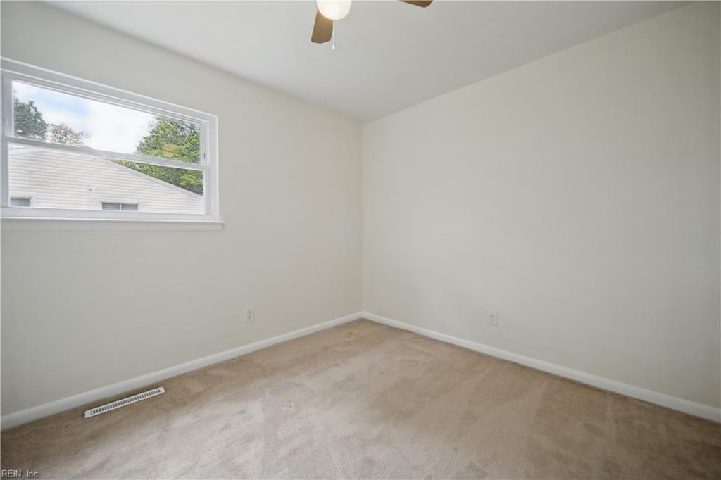 3513 Edinburgh Dr Dr Property Photo 7