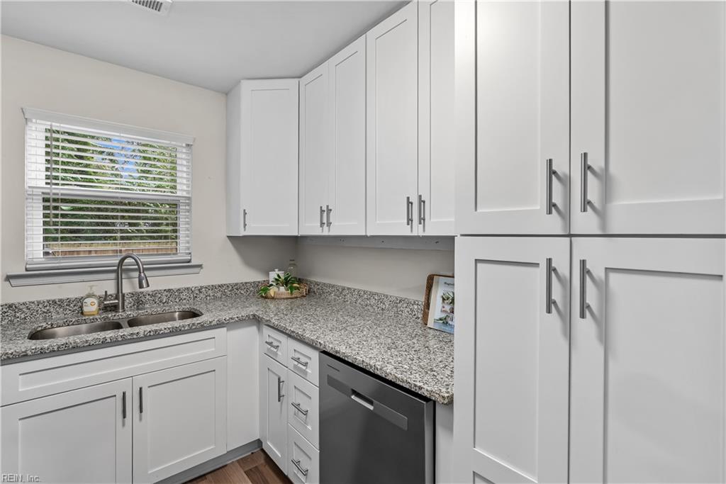 5472 Olde Towne Rd Property Photo 13