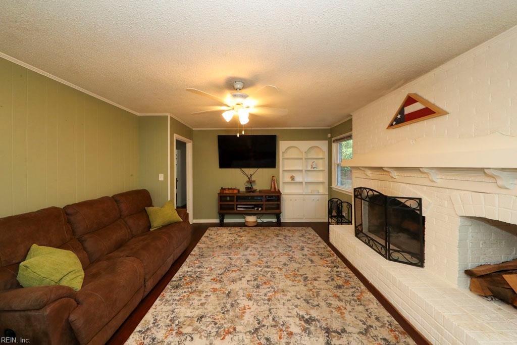 709 Caravelle Dr Property Photo 17