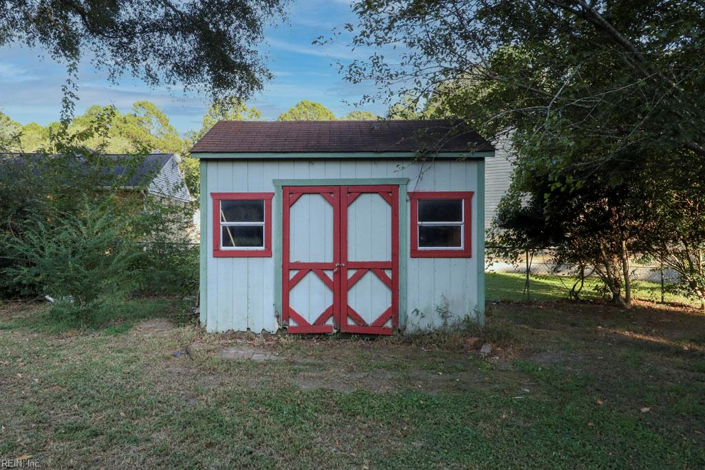 709 Caravelle Dr Property Photo 27