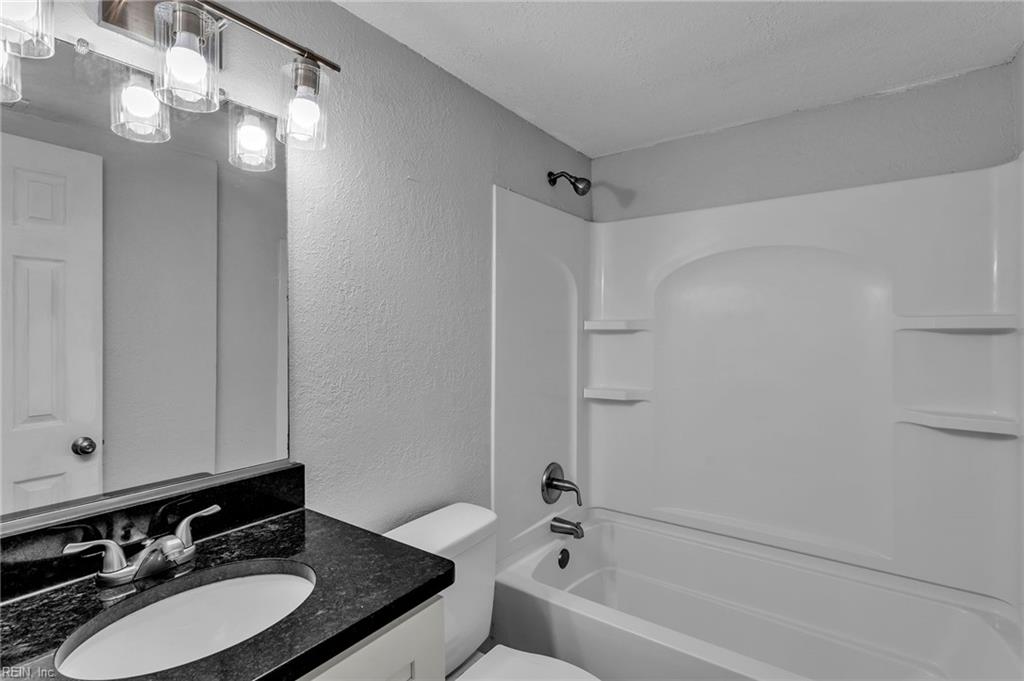 2113 Vincent Ave Property Photo 20