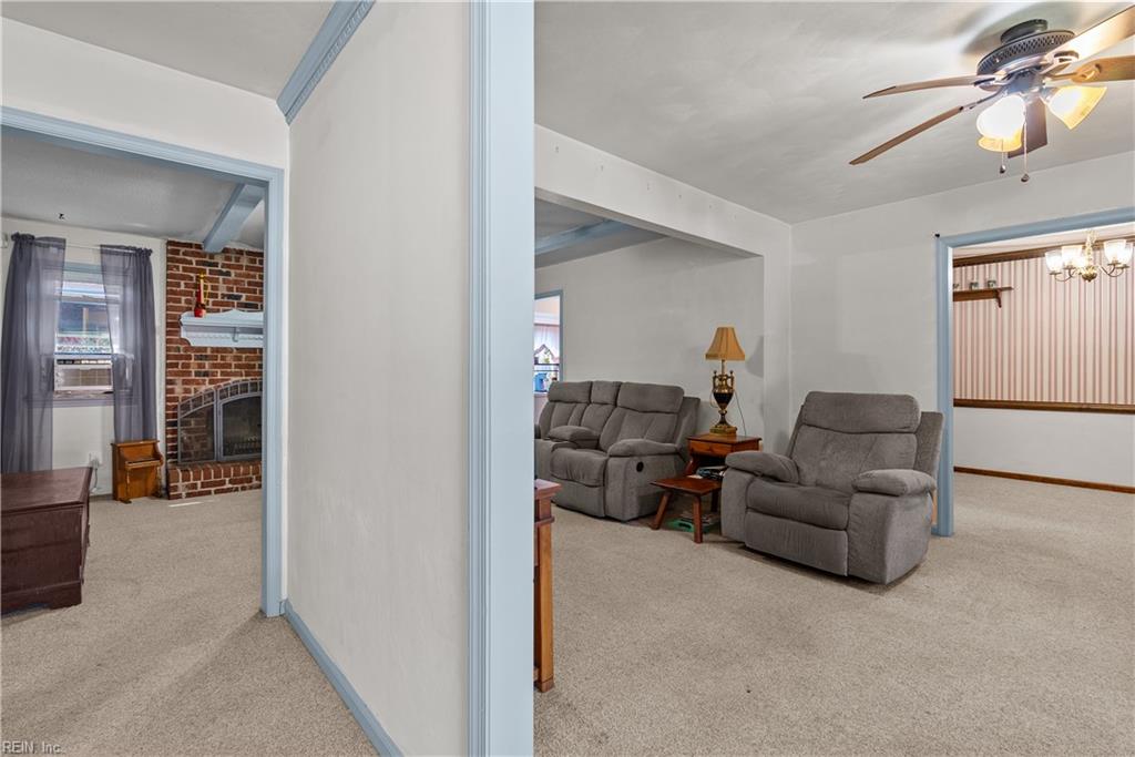 2824 Augusta Cir Property Photo 2