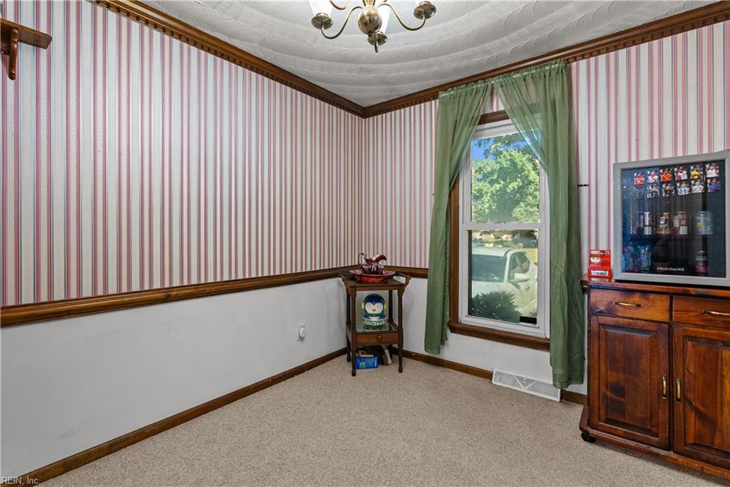 2824 Augusta Cir Property Photo 13