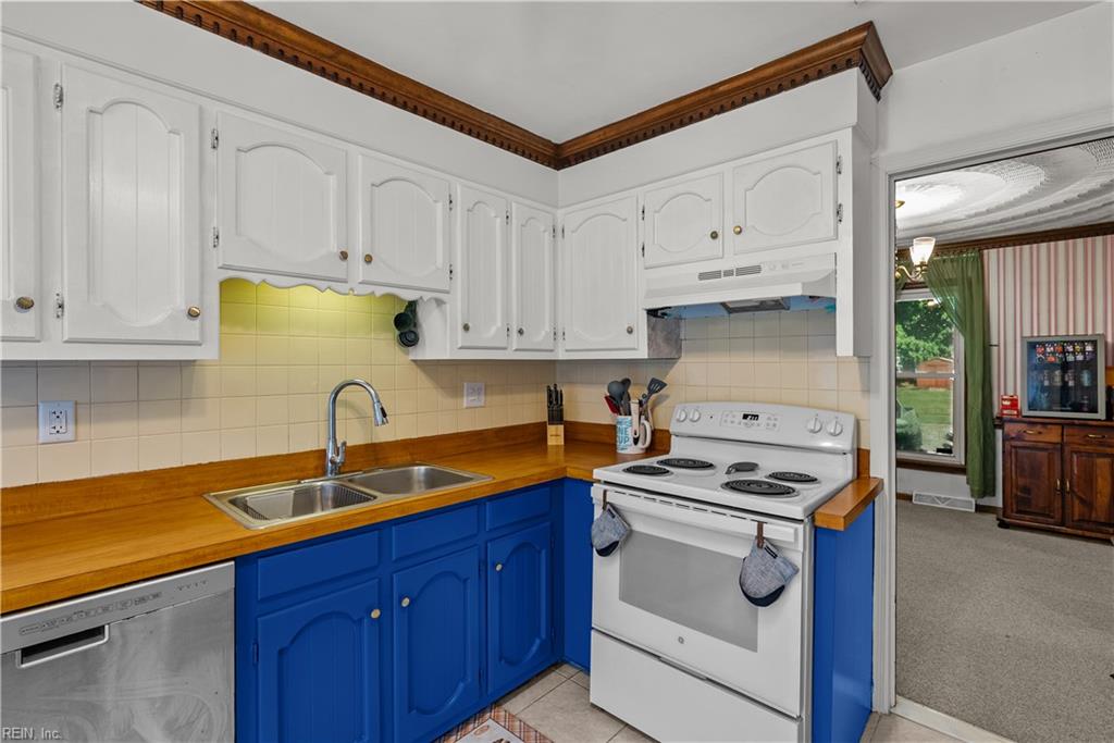 2824 Augusta Cir Property Photo 18