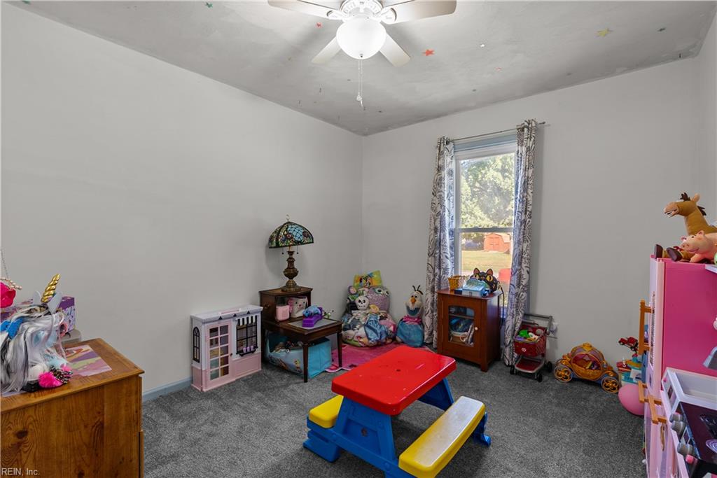 2824 Augusta Cir Property Photo 33