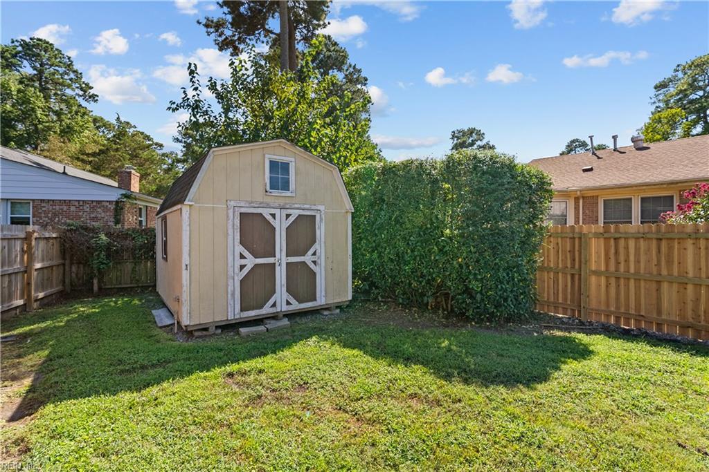 2824 Augusta Cir Property Photo 42