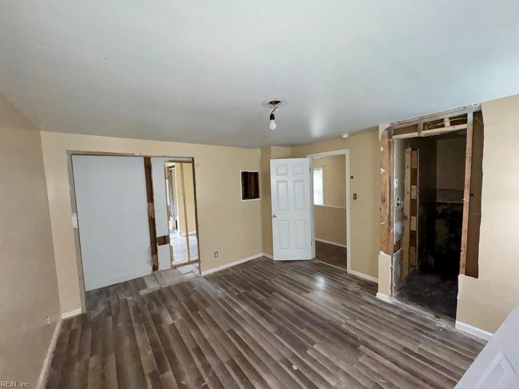 1124 30th St Property Photo 9