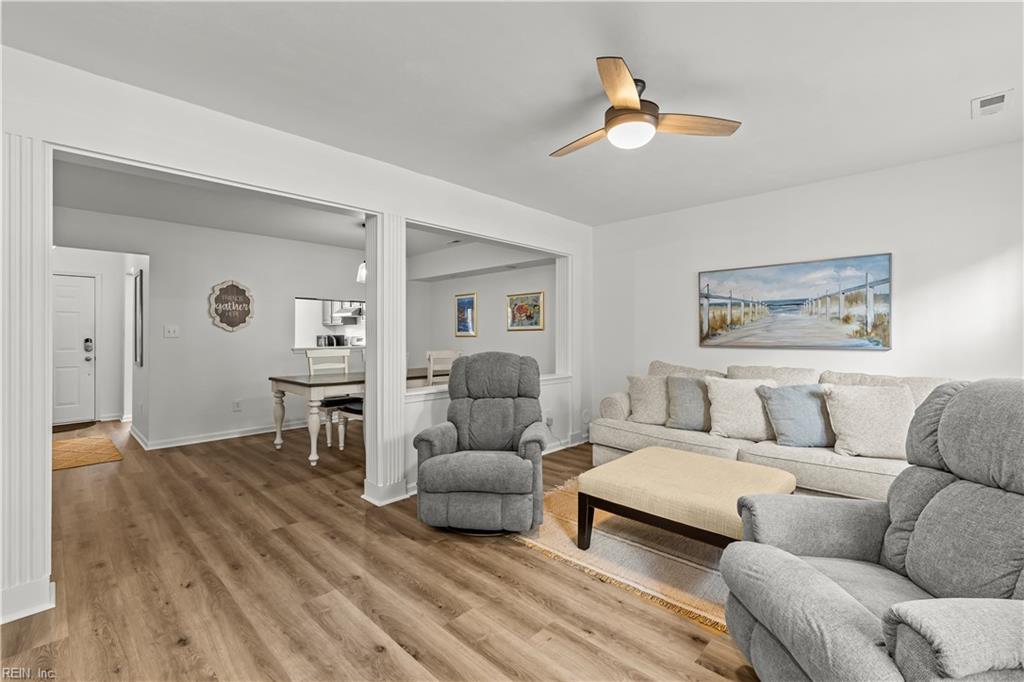 2892 Saville Garden Way Property Photo 13