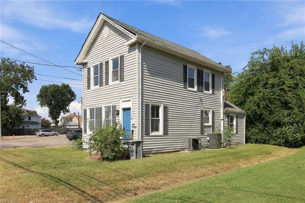607 E Pembroke Ave Property Photo 3