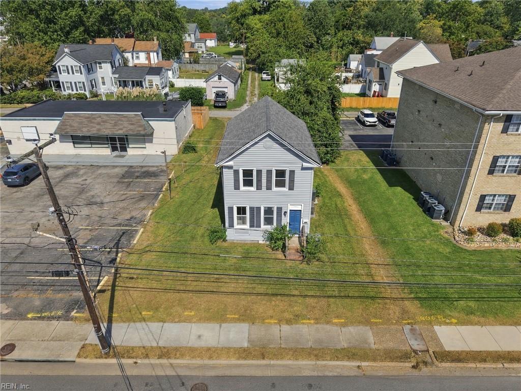 607 E Pembroke Ave Property Photo 4