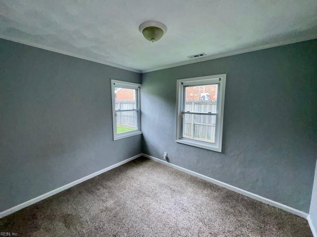552 Ashlawn Dr Property Photo 8