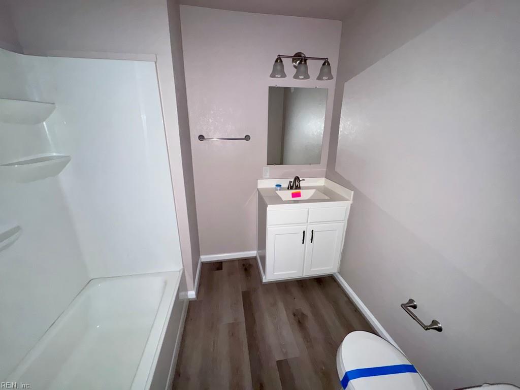 1813 Lasalle Ave Property Photo 12