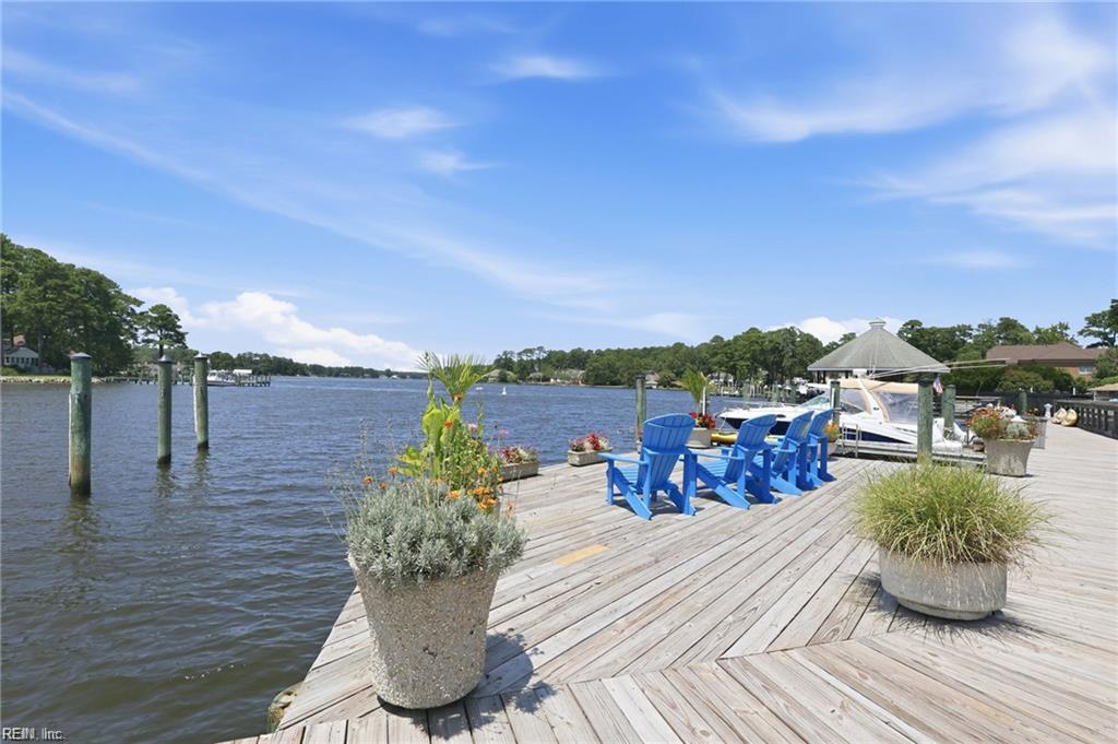 1284 Laskin Rd Property Photo 45