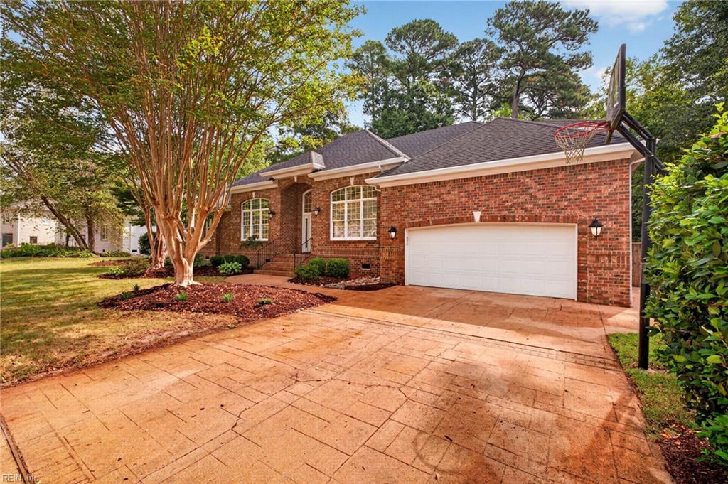 1584 Godfrey Ln Property Photo 4