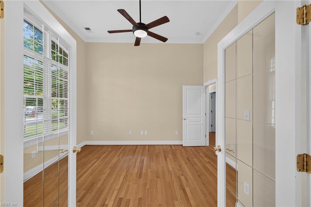 1584 Godfrey Ln Property Photo 7