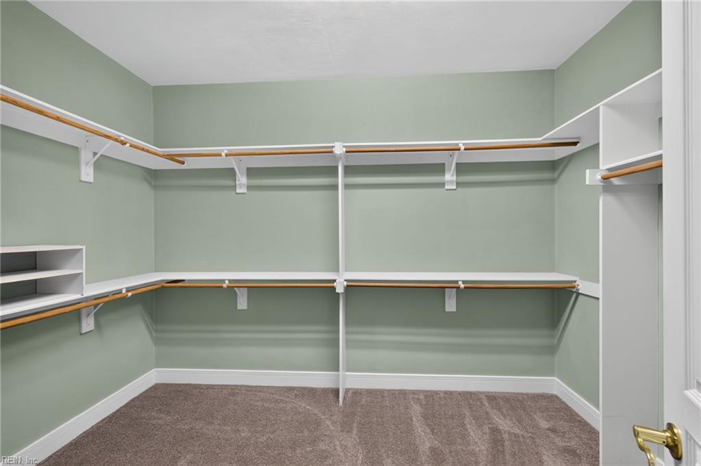 1584 Godfrey Ln Property Photo 17