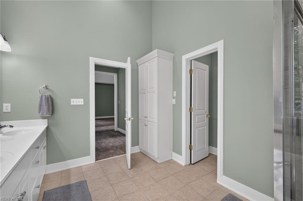 1584 Godfrey Ln Property Photo 19