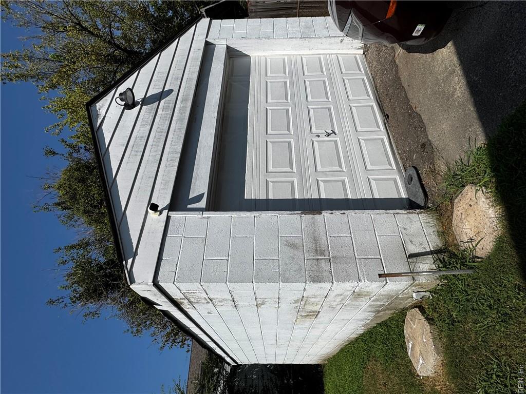 2010 Piedmont Ave Property Photo 2
