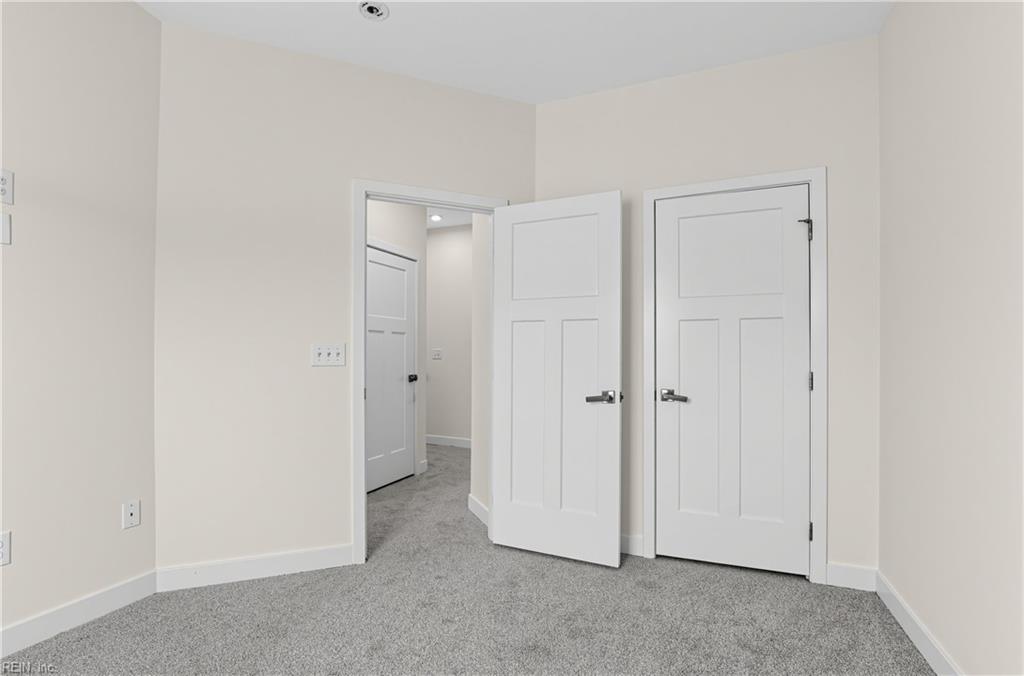 933 Centurion Cir Property Photo 13