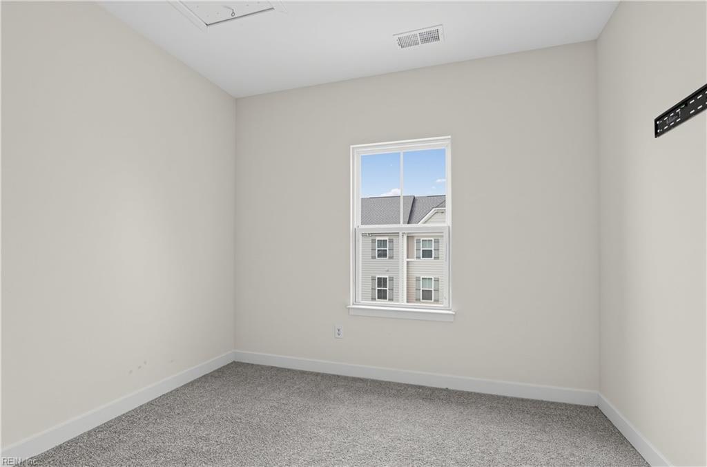 933 Centurion Cir Property Photo 14