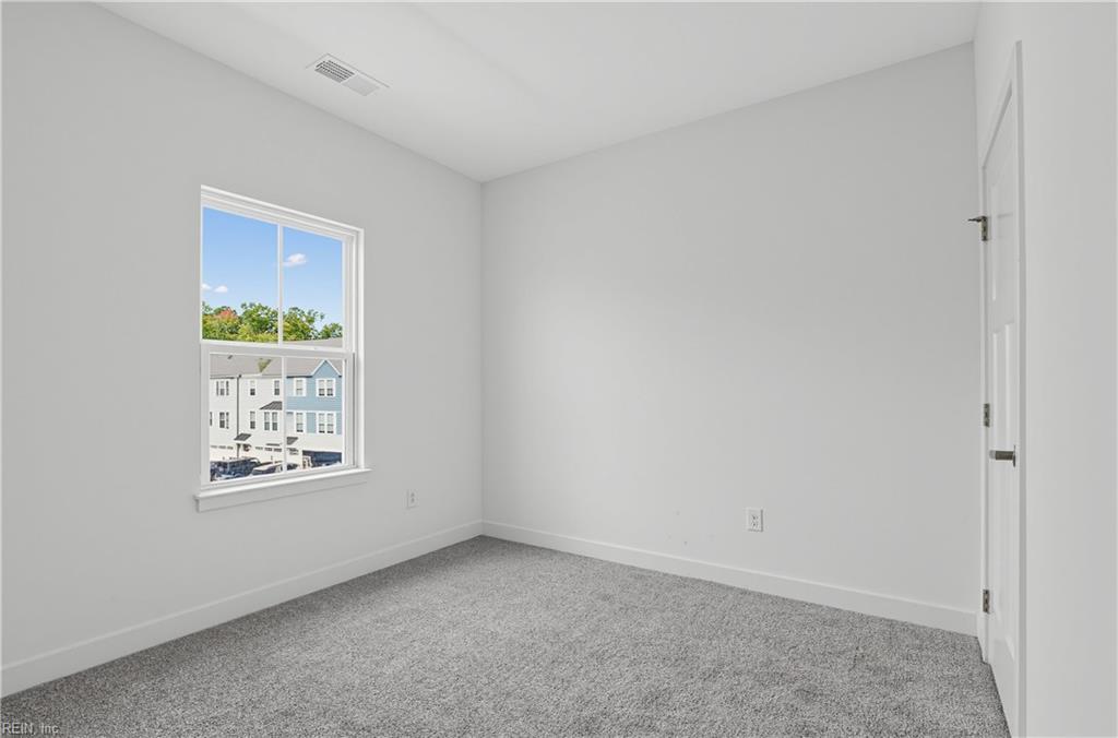 933 Centurion Cir Property Photo 17