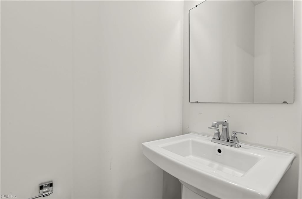 933 Centurion Cir Property Photo 24