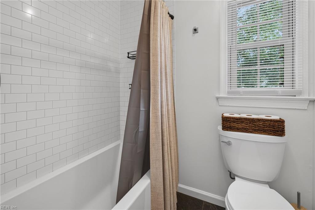 5176 Eagle Run Rd Property Photo 25