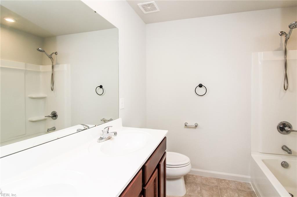 102 Pettigrew Ct Property Photo 6