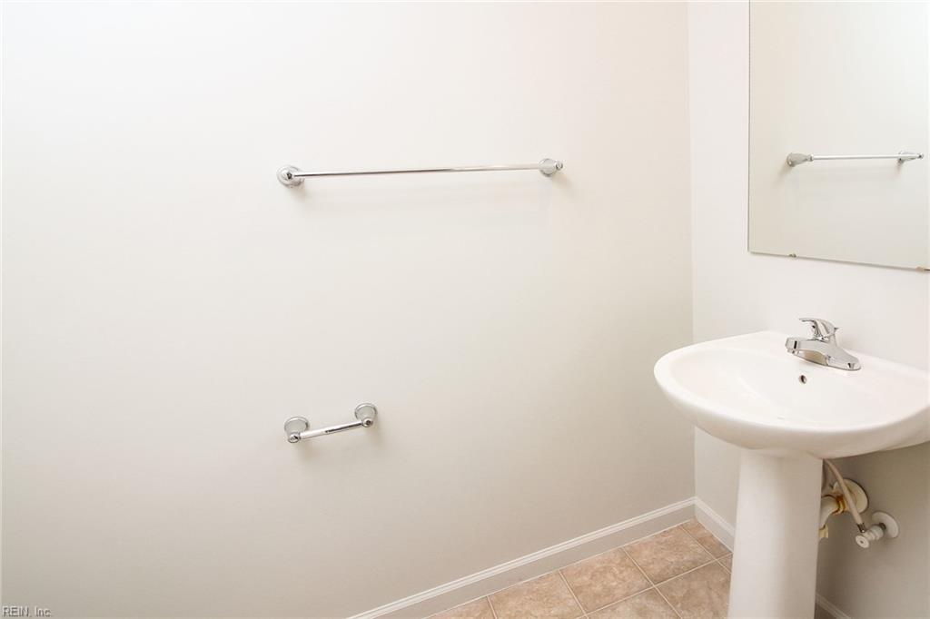 102 Pettigrew Ct Property Photo 7