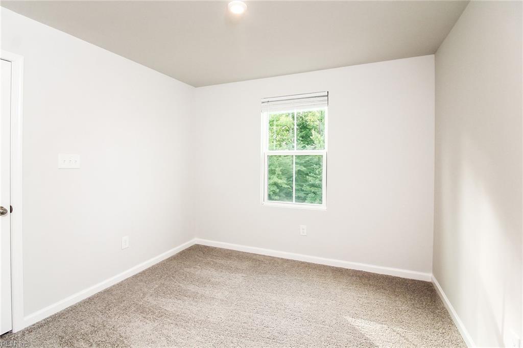 102 Pettigrew Ct Property Photo 10