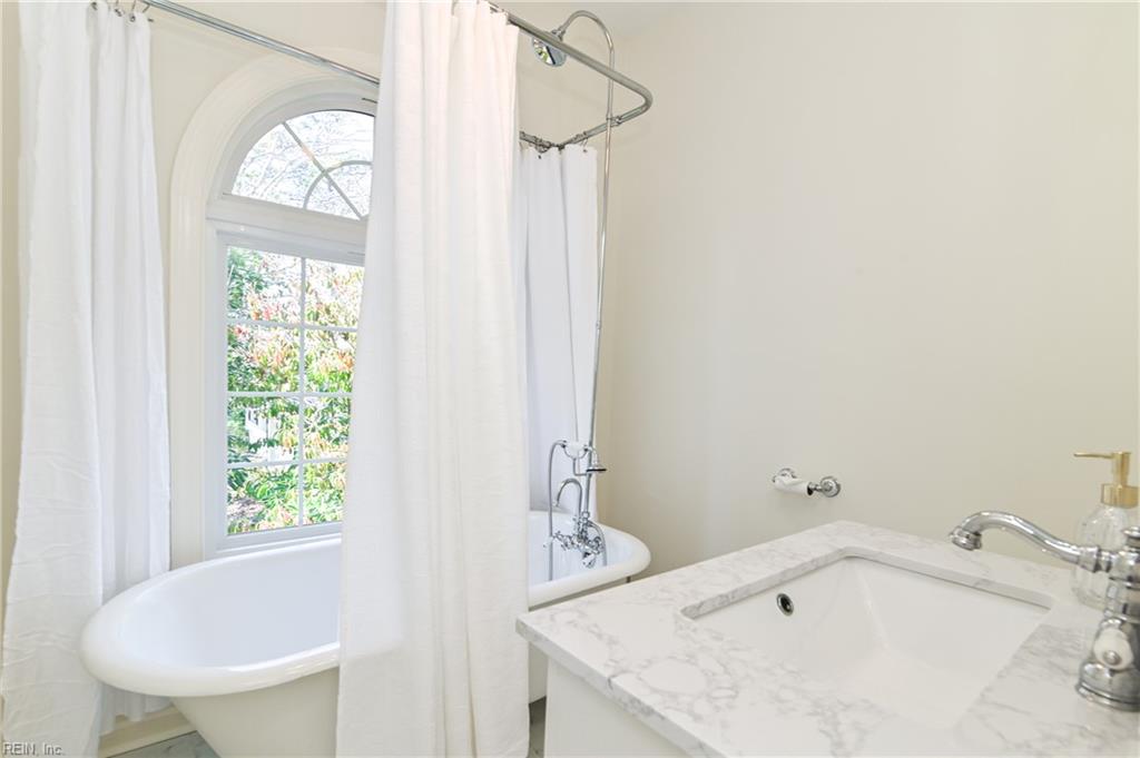1252 Tanager Trl Property Photo 35