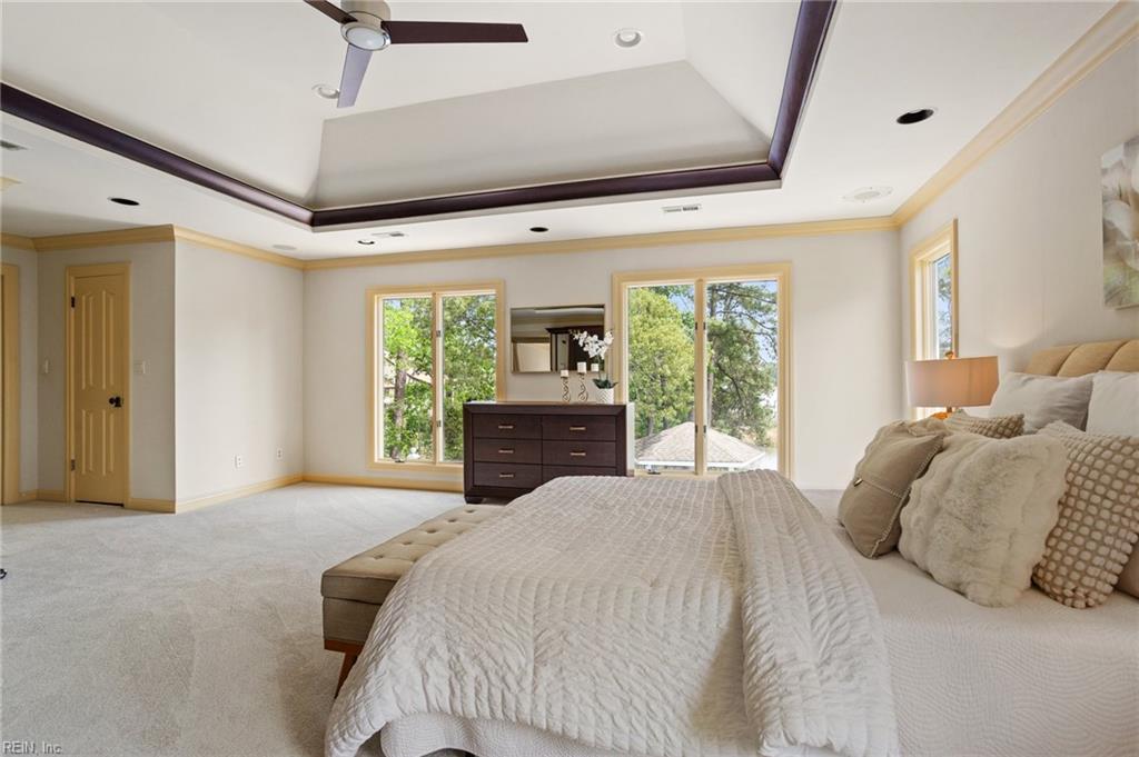 924 Enfield Chse Property Photo 25