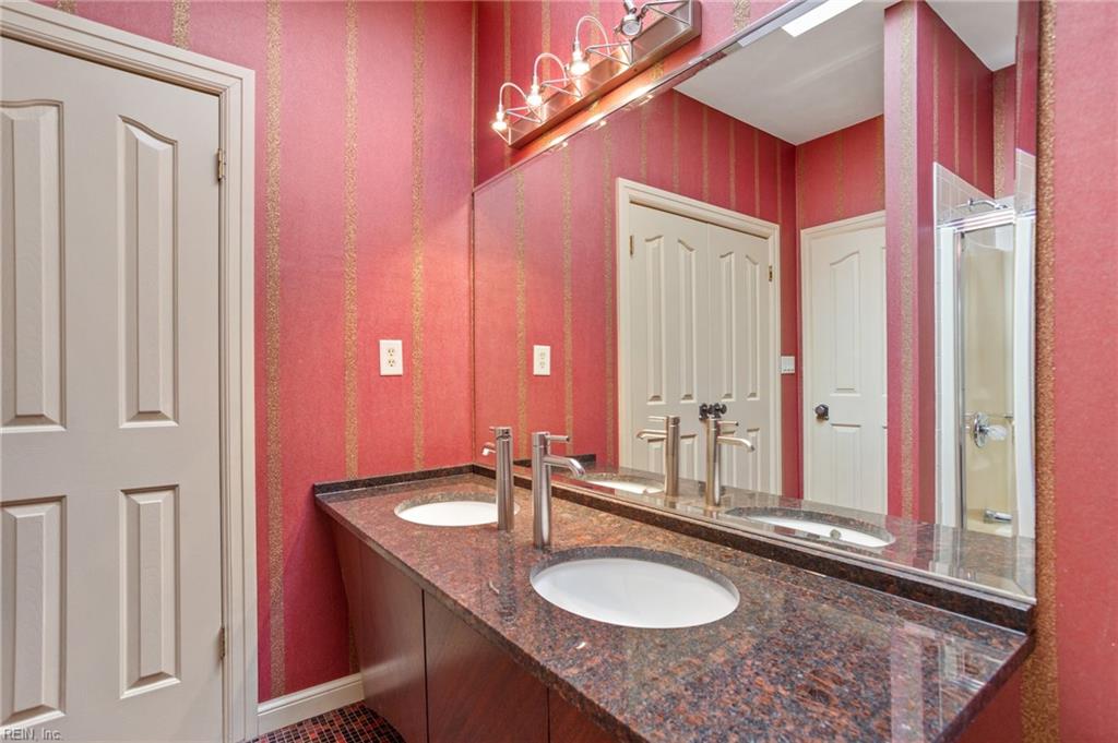 924 Enfield Chse Property Photo 37