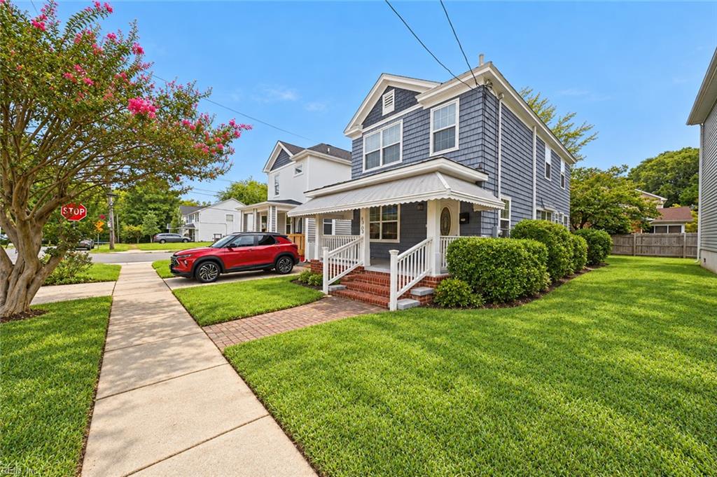 1302 Cass St Property Photo 1