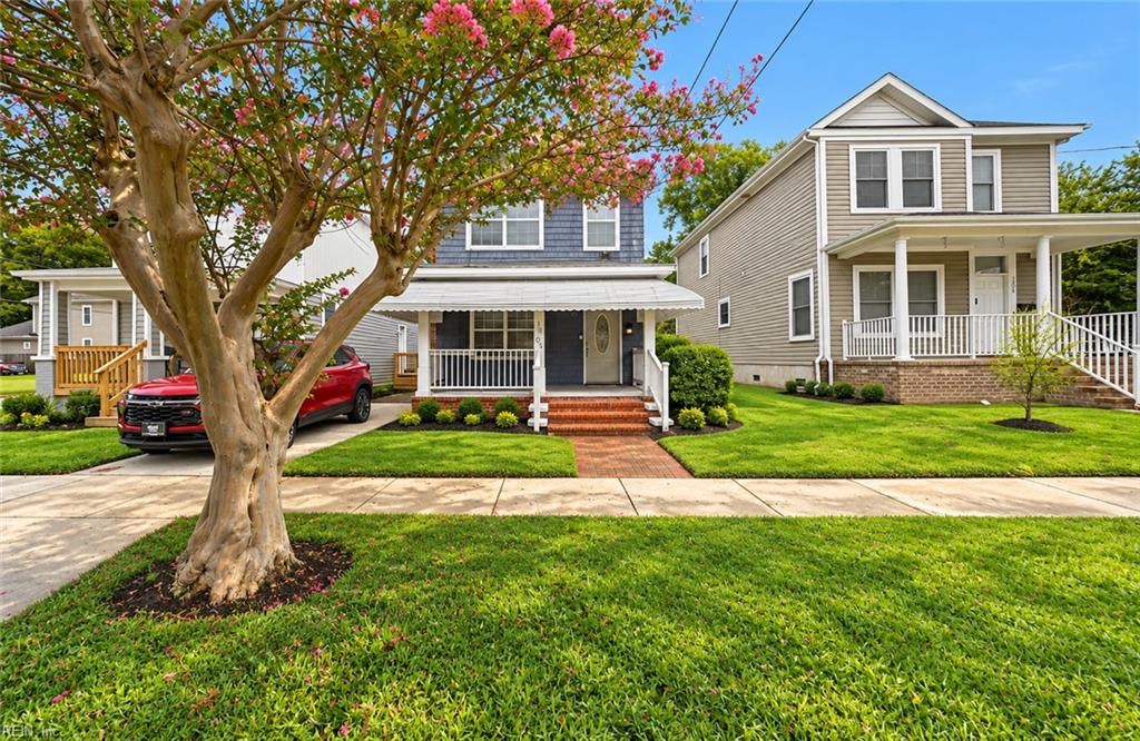1302 Cass St Property Photo 4