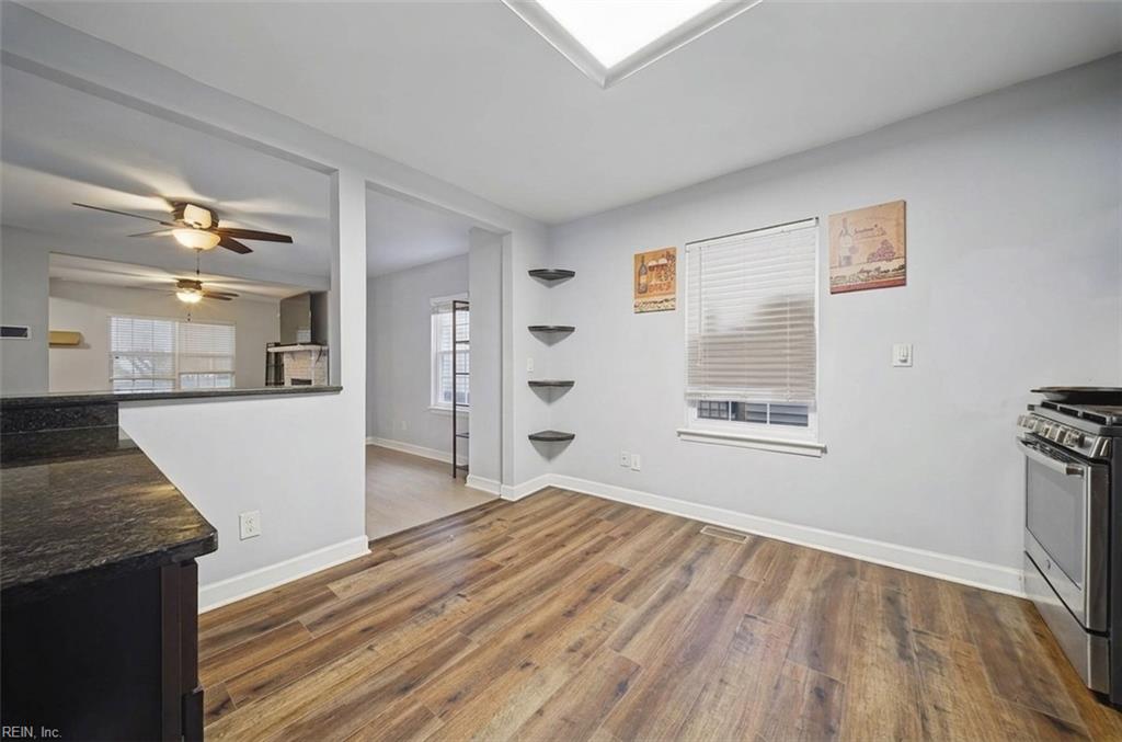1302 Cass St Property Photo 14