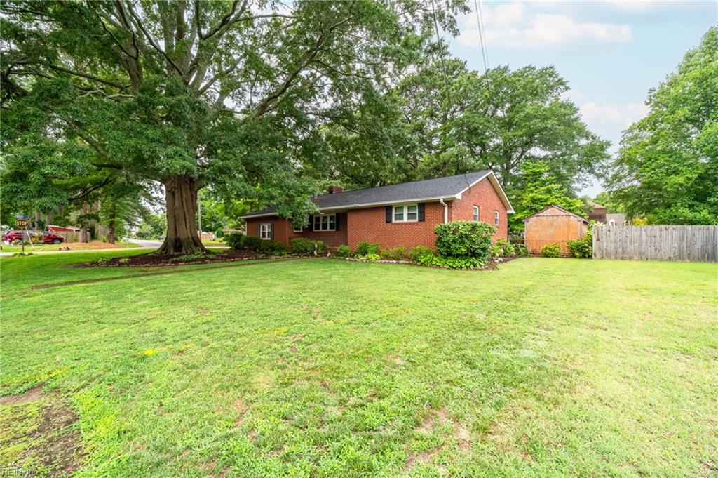 2600 Janson Dr Property Photo 4