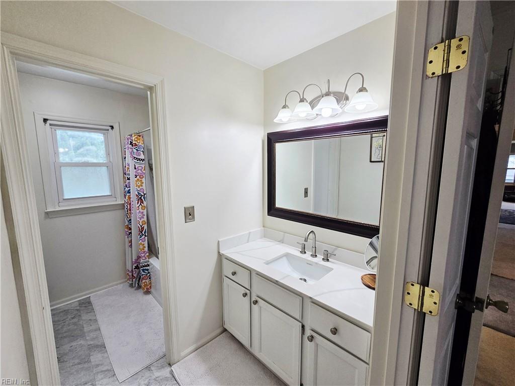 833 Kemp Meadow Dr Property Photo 32