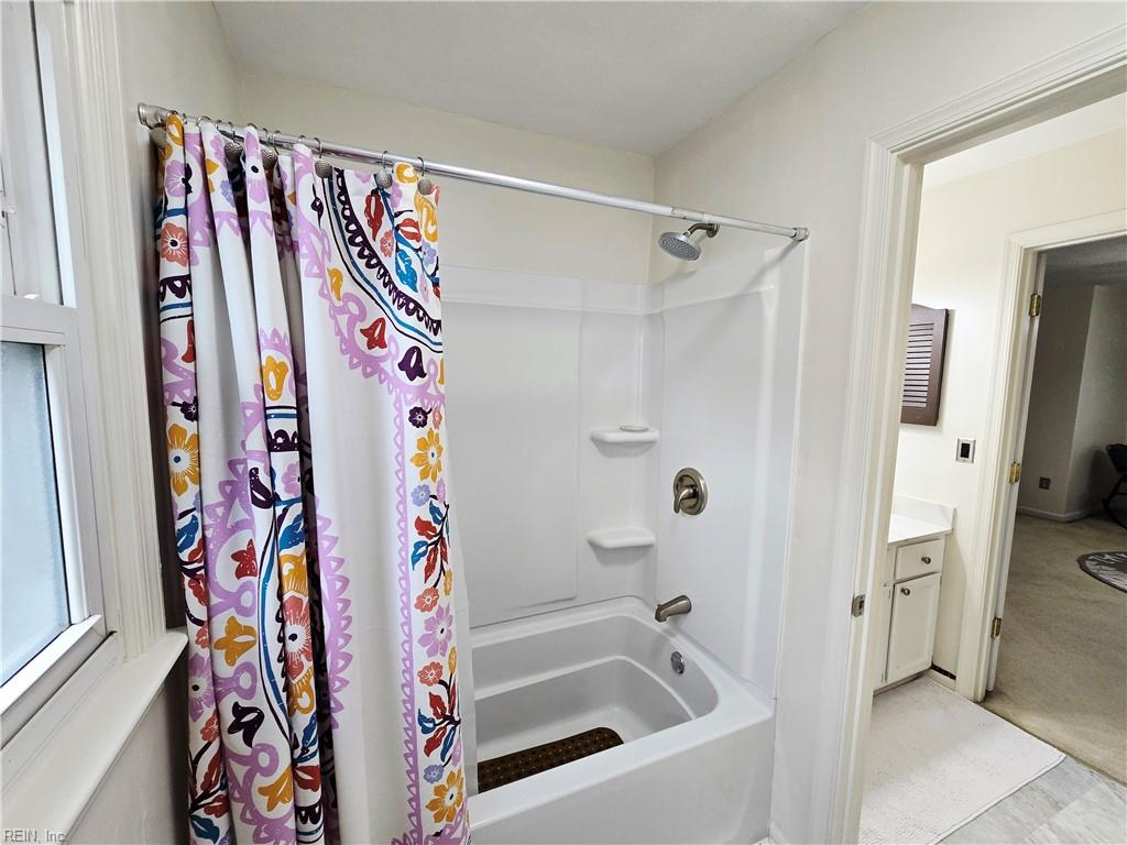 833 Kemp Meadow Dr Property Photo 33