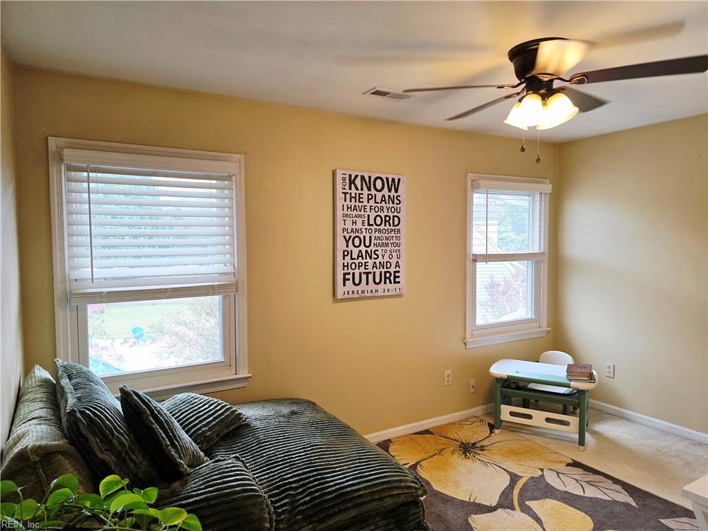 833 Kemp Meadow Dr Property Photo 35