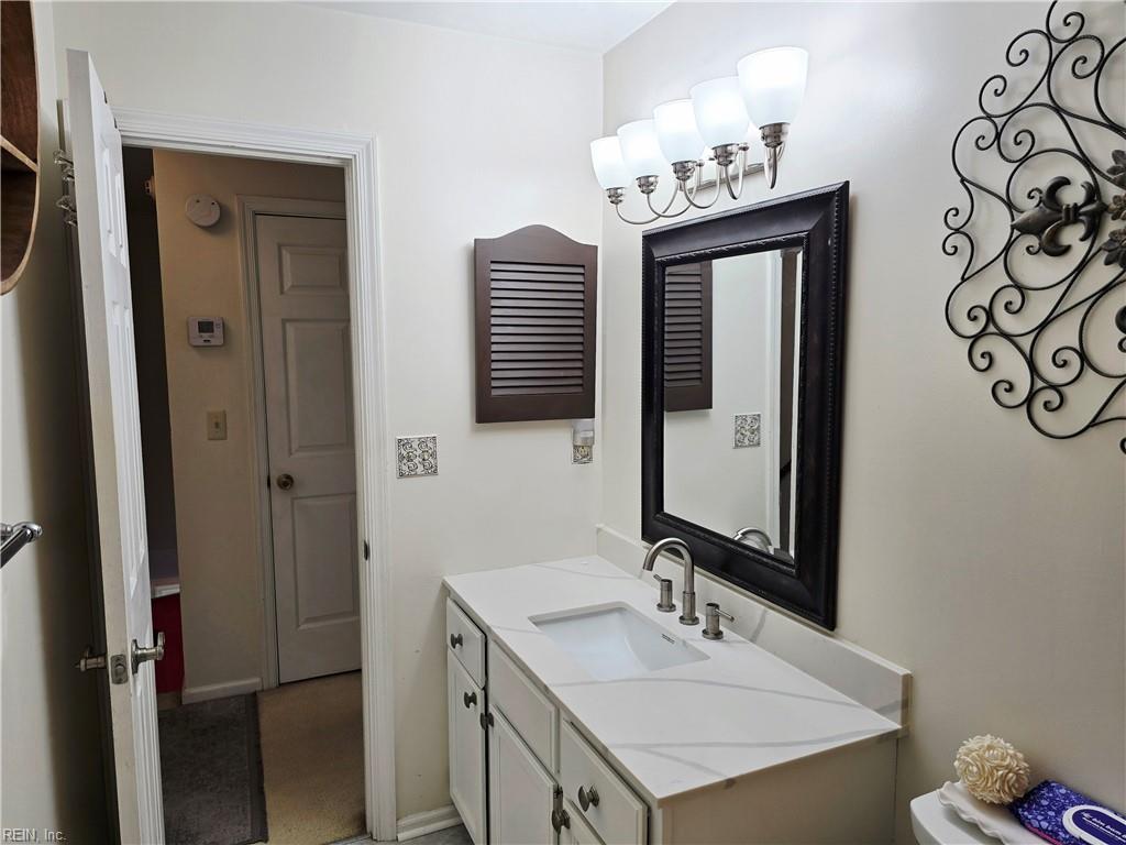 833 Kemp Meadow Dr Property Photo 40