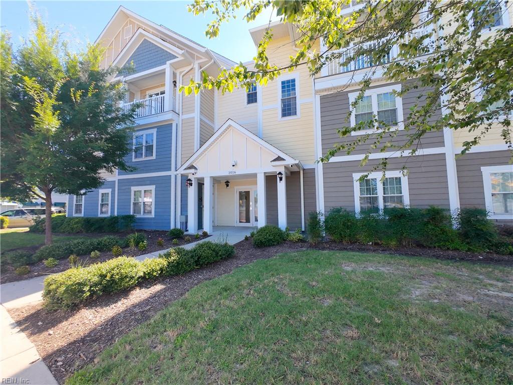 1016 Thoroughgood Way Property Photo 1