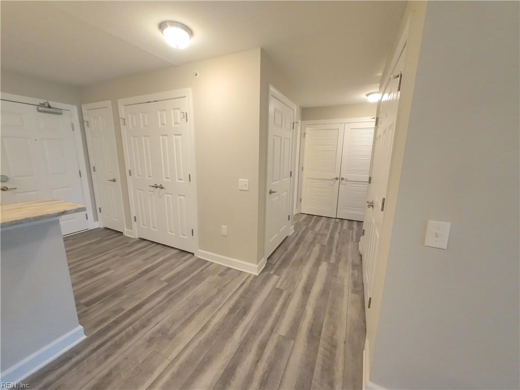 1016 Thoroughgood Way Property Photo 14