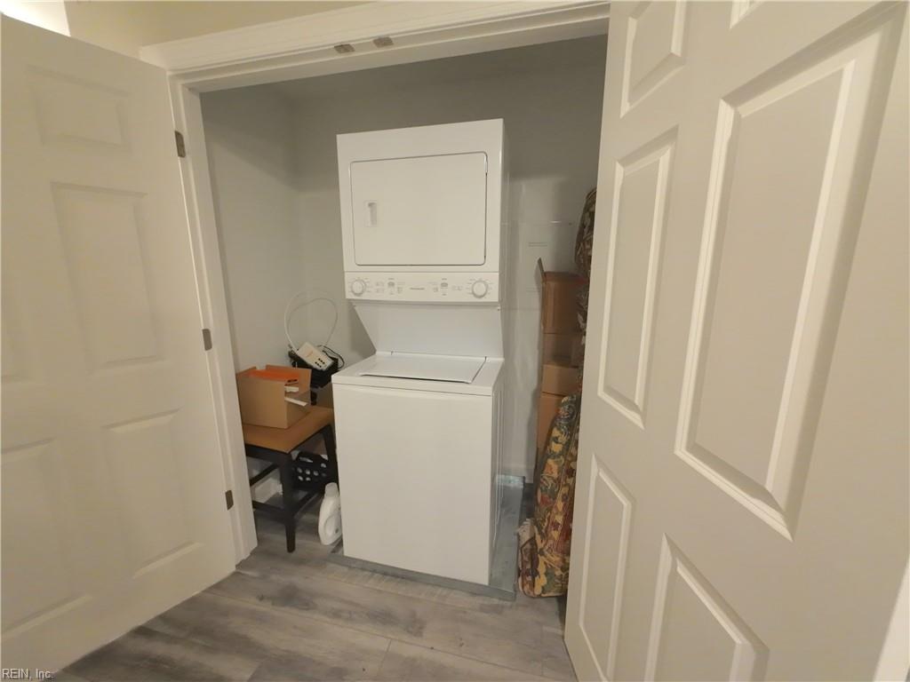 1016 Thoroughgood Way Property Photo 15