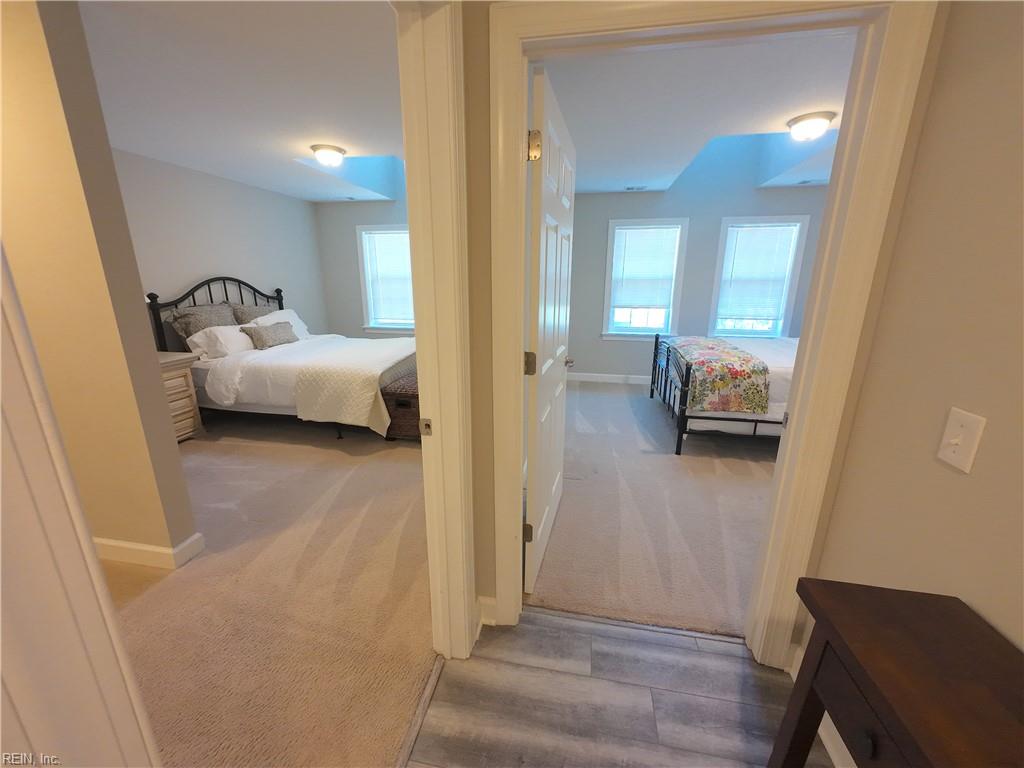 1016 Thoroughgood Way Property Photo 21