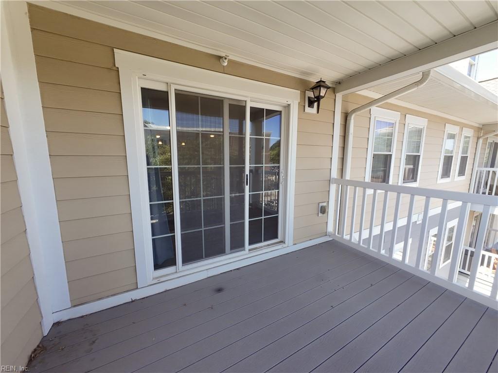 1016 Thoroughgood Way Property Photo 39