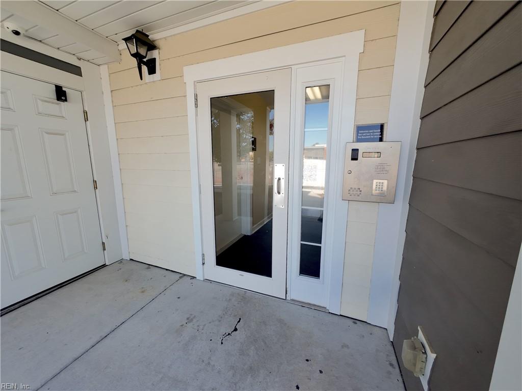1016 Thoroughgood Way Property Photo 43