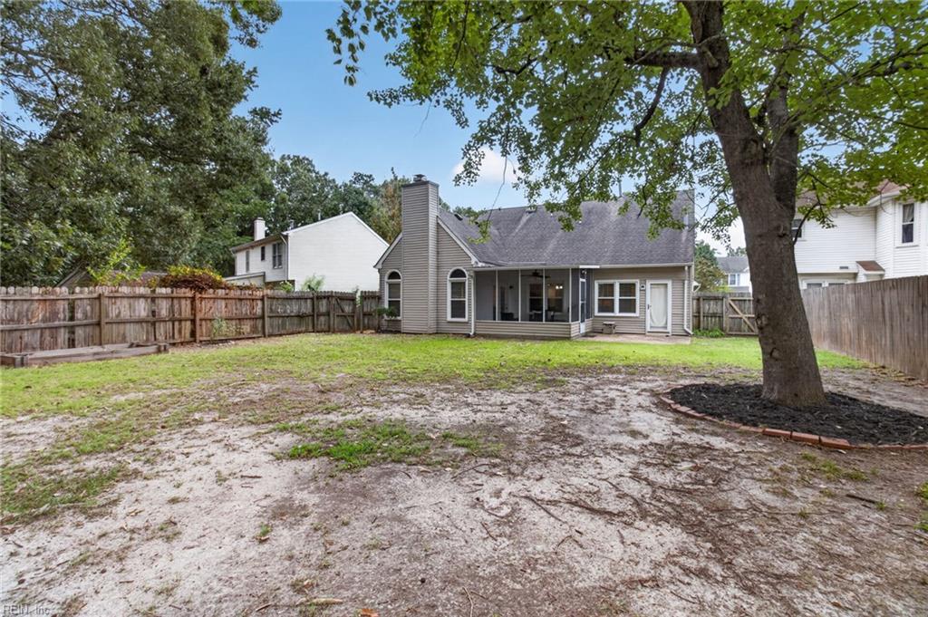 2204 Timberdale Ct Property Photo 30