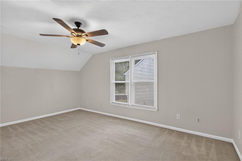 2204 Timberdale Ct Property Photo 32